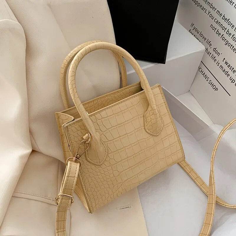 Crocodile Pattern PU Leather Crossbody Bags for Women Chain Female Shoulder Handbags Mini Purses Travel Crossbody Bag - Tamnz