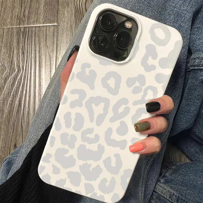 The Gray-White Leopard Print Phone Case For iPhone 13 11 12 14 15 16 17 Pro Max Plus 16E XR 8 7 Plus SE 2022 X XS Max Soft Cover