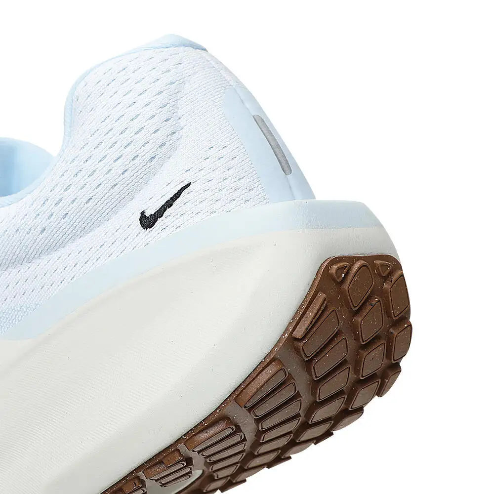 NIKE AIR WINFLO 11 Running Sneaker