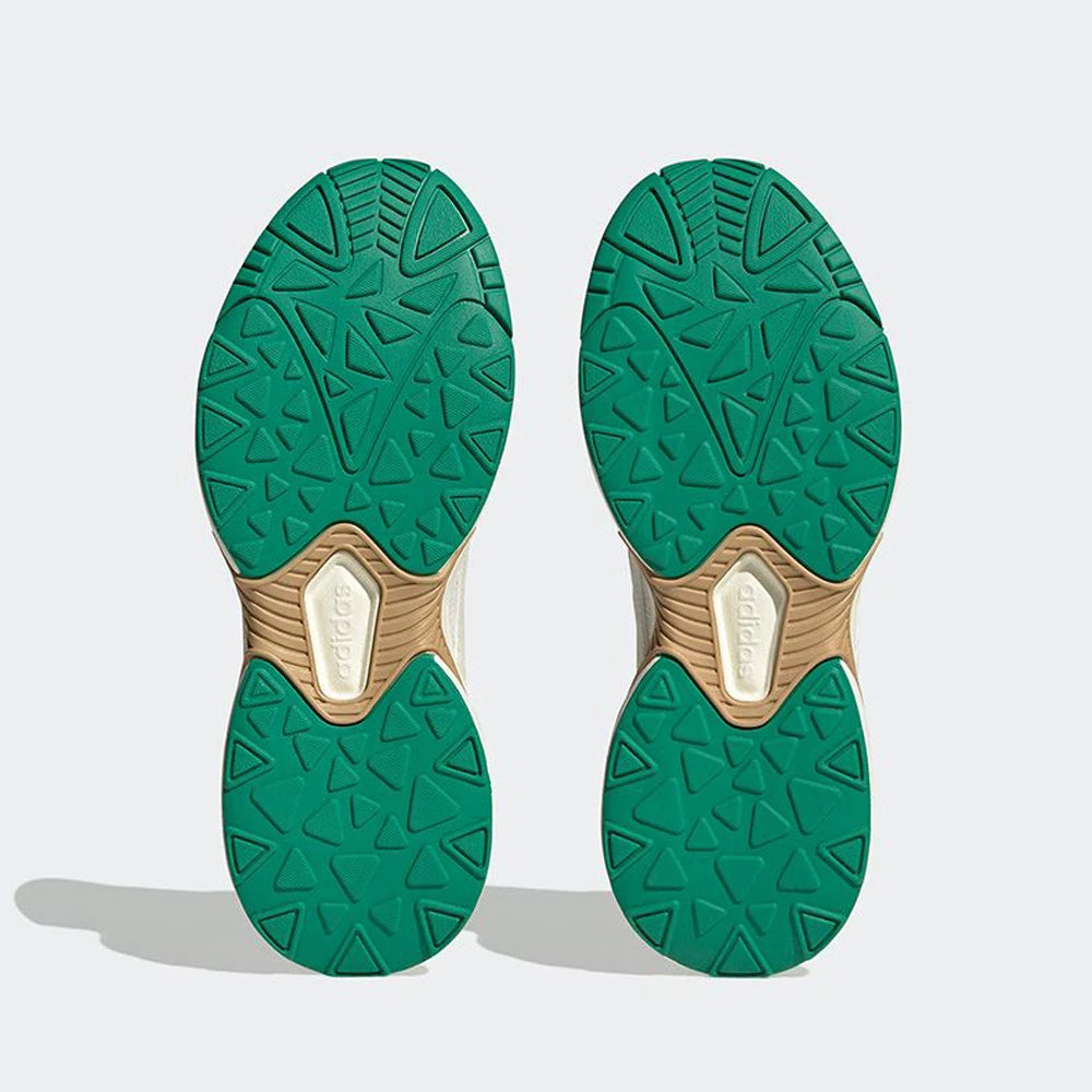 Adidas Retro Outdoor Casual Sneakers  Men’s & Women’s Daily Wear Shoes IE5544