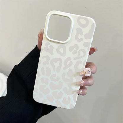 The Gray-White Leopard Print Phone Case For iPhone 13 11 12 14 15 16 17 Pro Max Plus 16E XR 8 7 Plus SE 2022 X XS Max Soft Cover